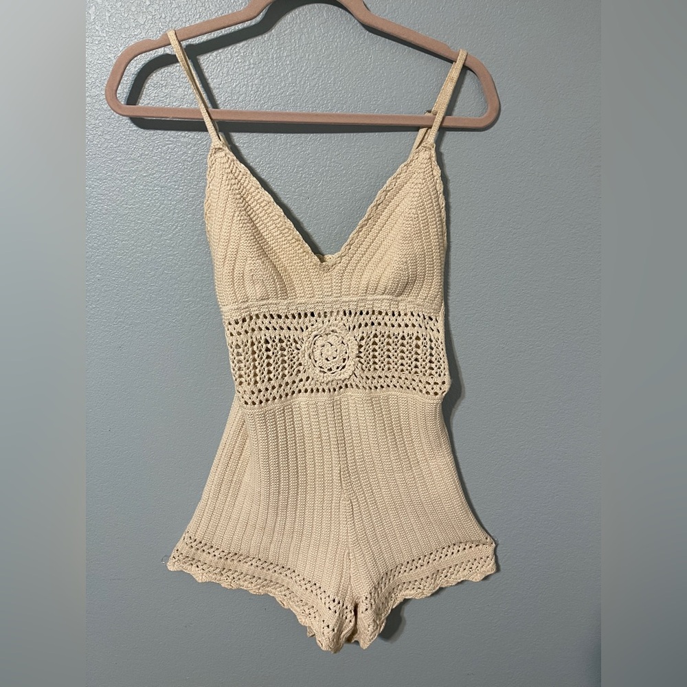 Kimchi Blue Crochet Lace Romper Ivory Boho Festival Indie Hippie Western Medium - Picture 6 of 11